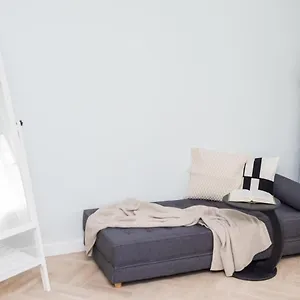 Explore The From Its Center In A Chic Balcony Apartamento